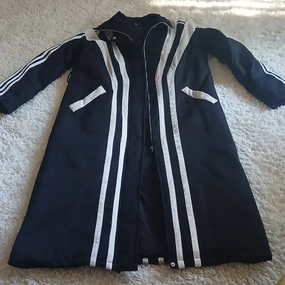 USED Colorblock Trench - Picture 9 of 14